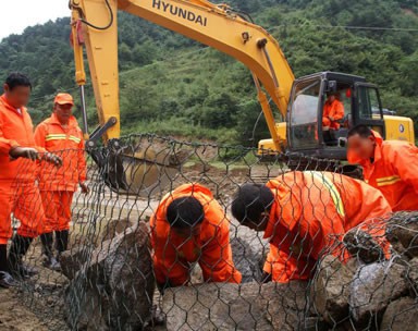重庆石笼网安装施工案例