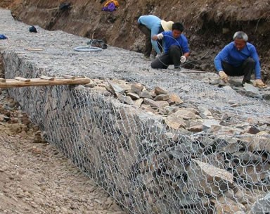 西宁河道格宾石笼网安装案例